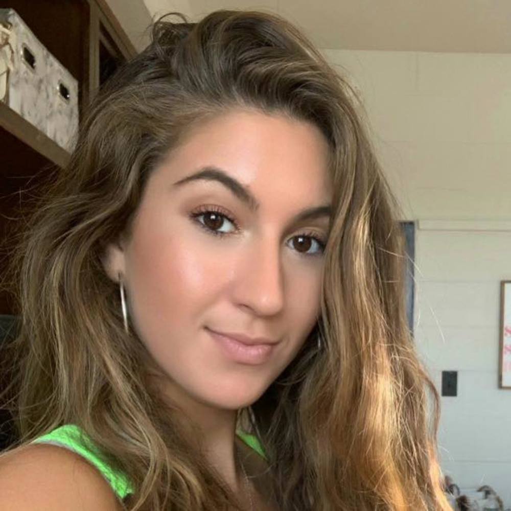 Meet your Posher, Marisa